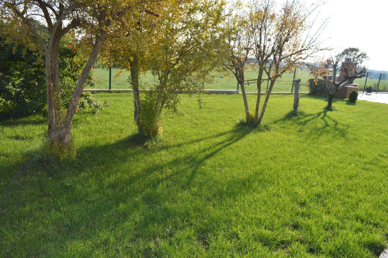 Mas Piua Villa Girona Bagian luar foto