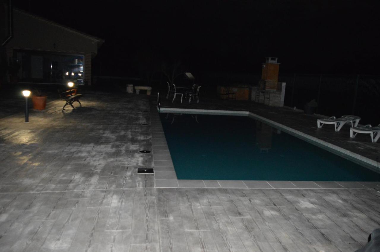 Mas Piua Villa Girona Bagian luar foto